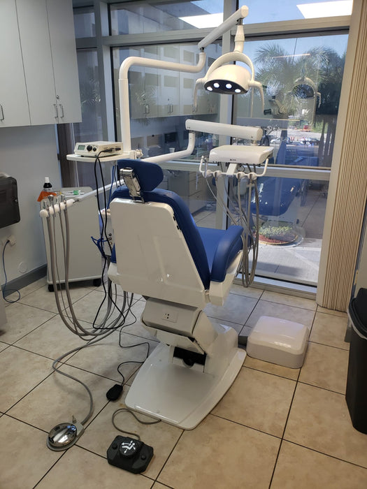 Belmont Dental Chair With Unit & Light 565428